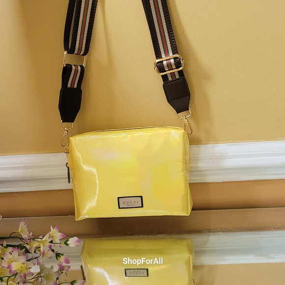 Gucci pouch converted in to shoulder bag or cross body - Picture 12 of 16